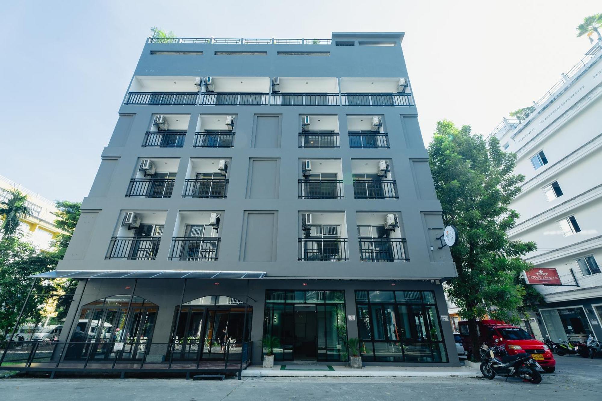 Di Yana Patong Hotel ภายนอก รูปภาพ