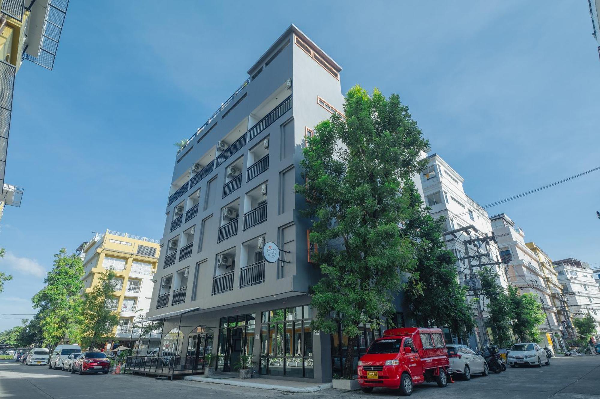 Di Yana Patong Hotel ภายนอก รูปภาพ